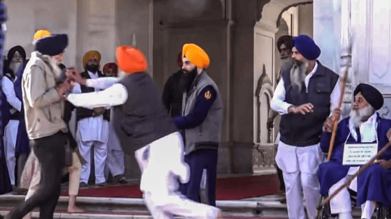 स्वर्ण मंदिर के बाहर सुखबीर सिंहबादल पर हमले की घटना, हमलावर पूर्व आतंकवादी निकला