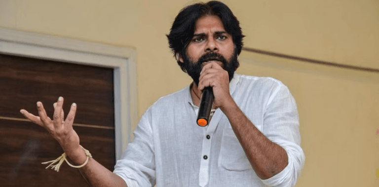 Allu Arjun Arrest: आंध्र प्रदेश के डिप्टी सीएम पवन कल्याण ने रेवंत रेड्डी का समर्थन किया, कहा- कानून सबके लिए समान