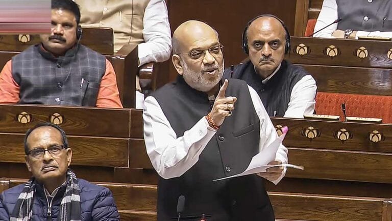 कांग्रेस ने अमित शाह पर संसद में भाषण के दौरान अंबेडकर का अपमान करने का आरोप लगाया, माफी की मांग की