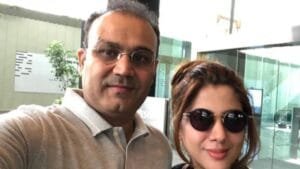 Instagram पर Unfollow_ 20 साल बाद Sehwag और Aarti के रिश्ते में दरार, तलाक की चर्चाएं तेज 