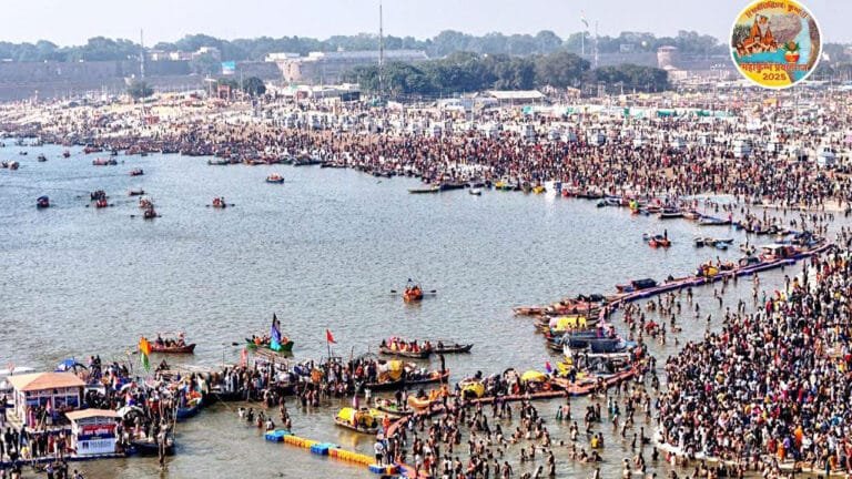 Triveni Sangam पर श्रद्धालुओं का सैलाब: 23 लाख ने आज किया स्नान, अब तक पहुंचे 9.73 करोड़ भक्त