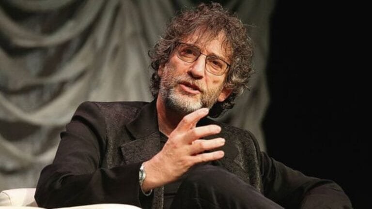 आठ महिलाओं के आरोपों से घिरे Neil Gaiman, करियर पर मंडराए संकट के बादल
