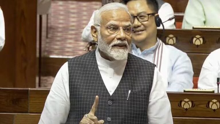 Rajya Sabha में PM Modi का चेतावनी: Congress से 'सबका साथ, सबका विकास' की उम्मीद करना मूर्खता होगी