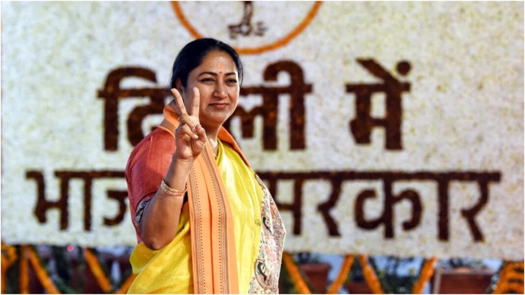 Rekha Gupta बनीं Delhi की नई Chief Minister, महिलाओं के लिए बड़े वादे पूरे करने का संकल्प