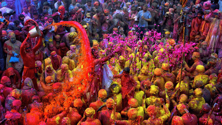 Holi 2025: होली को लेकर बना हुआ है असमंजस ? तो यहां जानें सही डेट से लेकर होलिका दहन का मुहूर्त