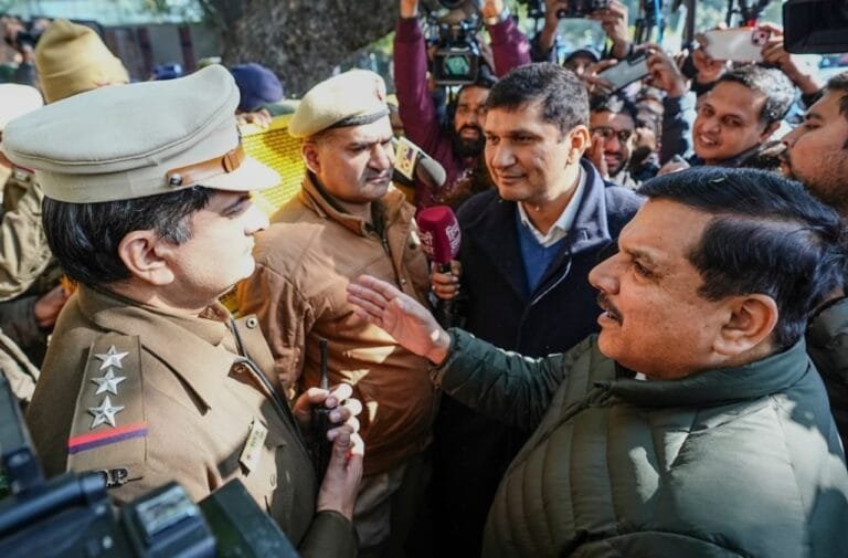 Saurabh Bhardwaj नई दिल्ली पुलिस पर मतदाताओं की भागीदारी को रोकने का प्रयास करने का आरोप लगाया