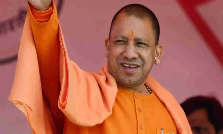 महाकुंभ में भगदड़ के बाद CM Yogi का पहला दौरा, उपराष्ट्रपति जगदीप धनखड़ भी होंगे साथ