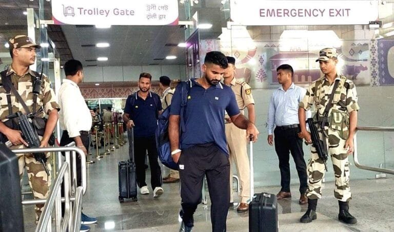 45 किमी पैदल चलकर अंधेरे कमरे में ; अमेरिका से लौटे भारतीयों की “Dunki” वाली कहानी