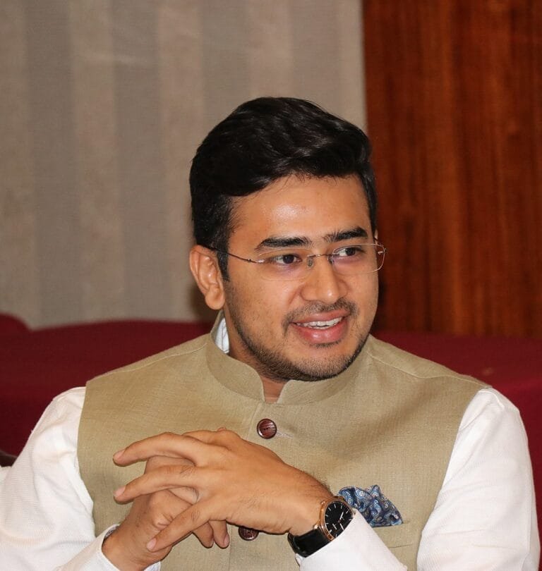 वास्तविक मुद्दों से ध्यान हटाने के लिए DMK कर रही है नाटक-Tejasvi Surya