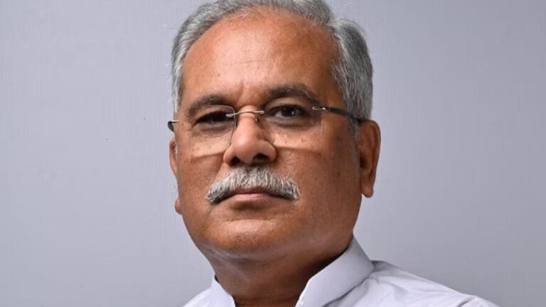 ED की बड़ी कार्रवाई: पूर्व CM Bhupesh Baghel के घर छापा, Congress ने कहा - 'राजनीतिक साजिश'