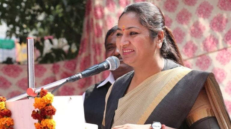 CM रेखा गुप्त ने कहा कि मां यमुना के साथ अन्याय करने वालों को कभी शांति नहीं मिलेगी