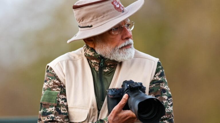 Gir National Parl के जंगल में PM Modi का शेरों से सामना, बोले- 'हर जीव की रक्षा जरूरी'