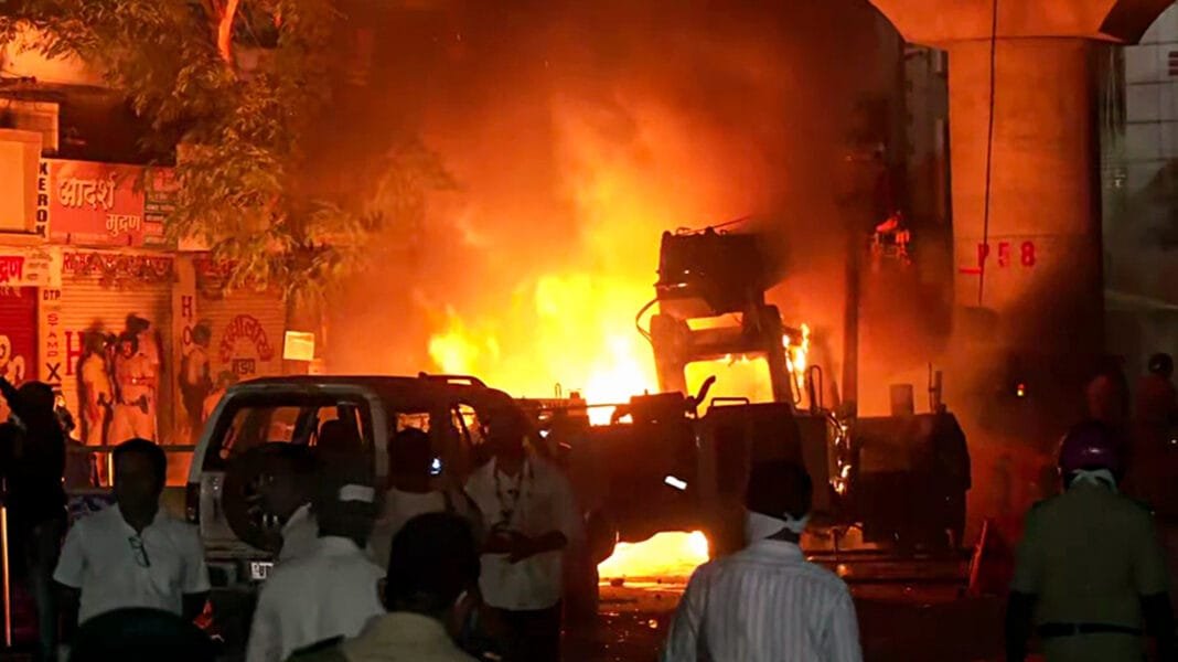 Nagpur: Efforts underway to douse fire in vehicles