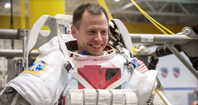 Nick Hague: अंतरिक्ष में फंसे यात्रियों को वापस घर लाने वाले NASA के हीरो!