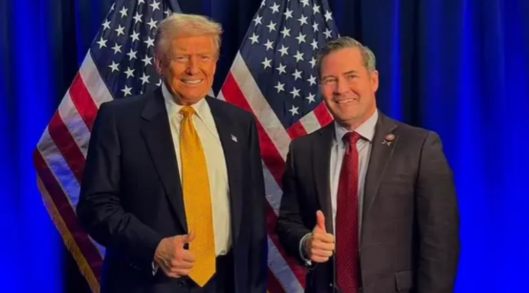 Trump का भरोसेमंद ही निकला ‘विभीषण’, लीक कर दिया America का सीक्रेट वॉर प्‍लान