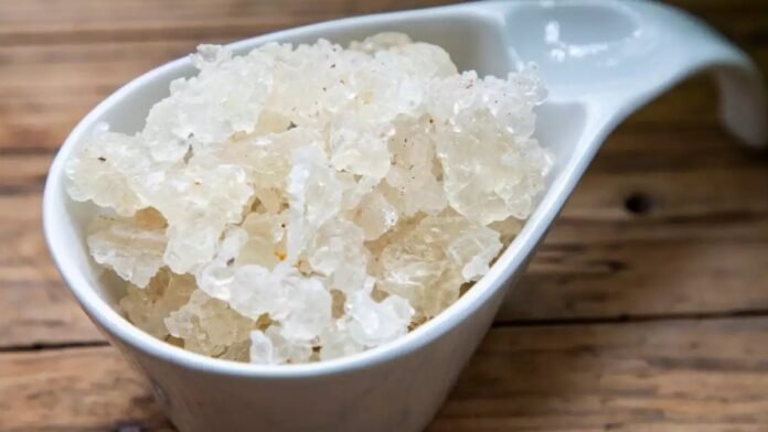 गर्मी में राहत देने वाला Gond Katira: सेहत के लिए रामबाण