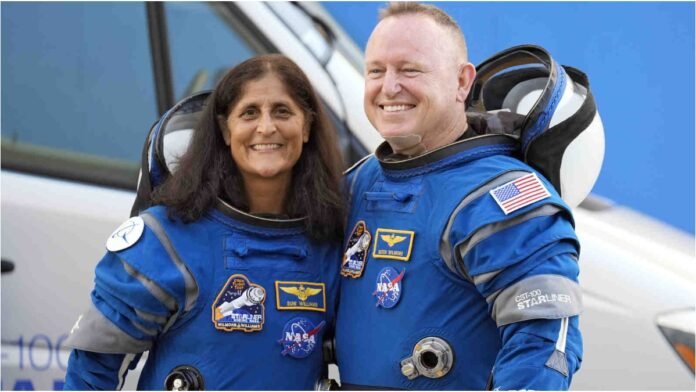 नौ महीने बाद अंतरिक्ष से लौटे Sunita Williams और Butch Wilmore, NASA ने जताया आभार नौ महीने बाद अंतरिक्ष से लौटे Sunita Williams और Butch Wilmore, NASA ने जताया आभार