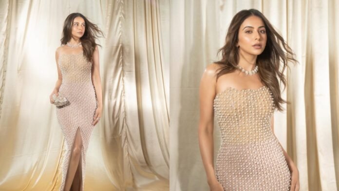 Rakul Preet Singh का Lakme Fashion Week 2025 में धूम मचाने वाला लुक