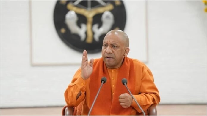 Yogi Adityanath का बड़ा बयान: सड़क पर नमाज नहीं चलेगी, कानून तोड़ोगे तो कार्रवाई पक्की