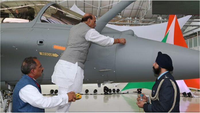 Defence Minister Rajnath Singh ने दिया बड़ा तोहफा, नया सुपर फाइटर जेट बनाएगा वायुसेना को अजेय, China-Pak की नींद उड़ जाएगी