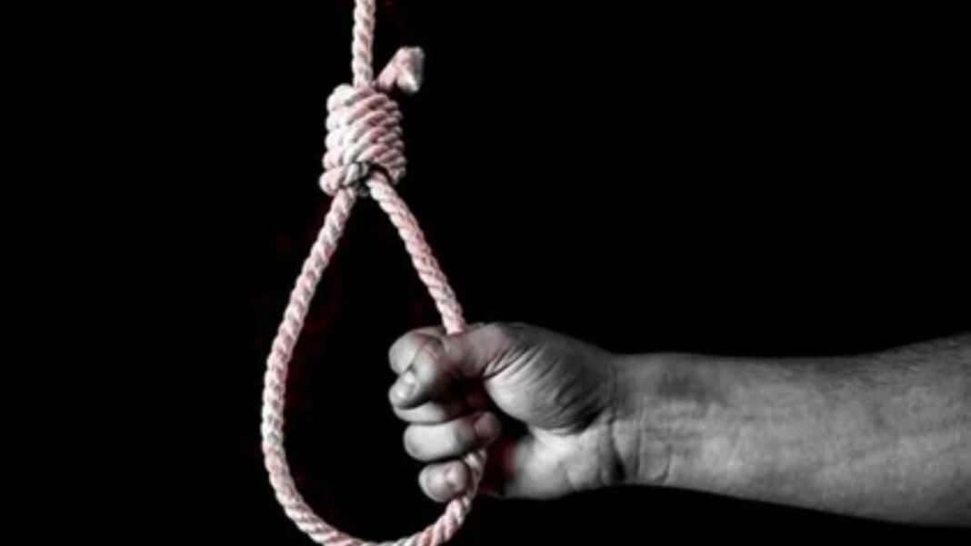 Gurugram दर्दनाक: 12वीं में 75% अंक आने पर छात्र ने Society की 15वीं मंजिल से कूदकर दी जान, सुसाइड नोट में लिखा ‘मम्मी-पापा