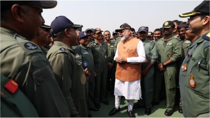 PM Modi का धमाकेदार बयान_ _अब आतंकवाद का सिंदूर मिटा देंगे_, एयरबेस जाकर फौजियों को दी सलामी PM Modi का धमाकेदार बयान: "अब आतंकवाद का सिंदूर मिटा देंगे", एयरबेस जाकर फौजियों को दी सलामी