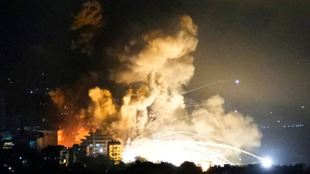 Iran पर Israel का जोरदार हमला! Zanjan में फौजी ठिकाने को उड़ाया, चारों ओर आग और धुआं ही धुआं