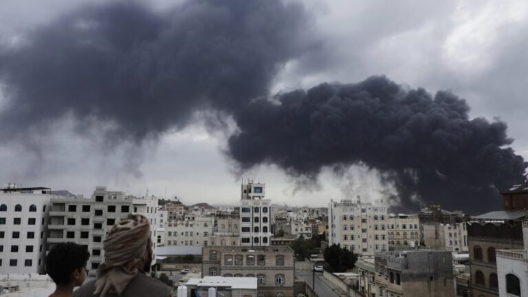 Iran पर Israel का बड़ा हमला! बमों की बारिश के बीच India ने जारी की चेतावनी, Indians को अलर्ट रहने का निर्देश