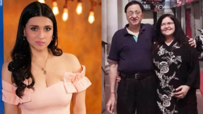 Priyanka Chopra की बहन Mannara Chopra पर टूटा दुखों का तूफान, पिता के निधन से फूट-फूटकर रोई एक्ट्रेस Priyanka Chopra की बहन Mannara Chopra पर टूटा दुखों का तूफान, पिता के निधन से फूट-फूटकर रोई एक्ट्रेस, लिखा- "अब मैं अधूरी हूं"