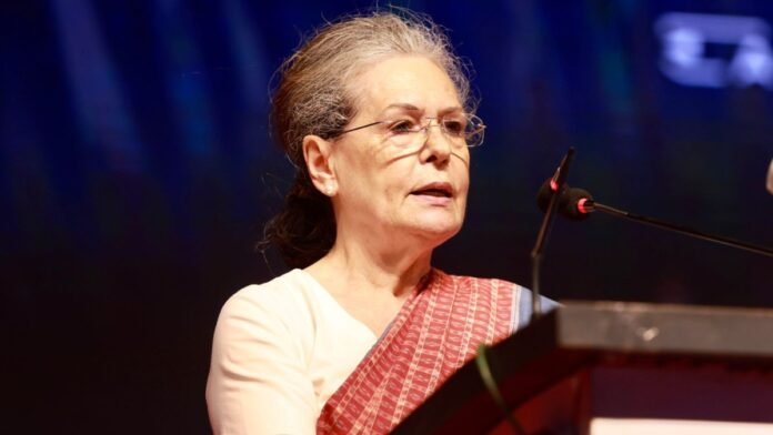 Sonia Gandhi की तबीयत बिगड़ी! पेट दर्द की शिकायत पर Delhi के Ganga Ram Hospital में भर्ती Sonia Gandhi की तबीयत बिगड़ी! पेट दर्द की शिकायत पर Delhi के Ganga Ram Hospital में भर्ती