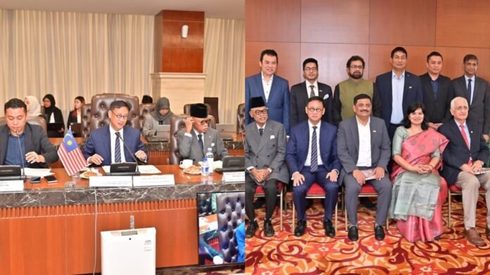 धार्मिक चाल में बुरी तरह फंसा Pakistan, Malaysia ने ठुकराई Pakistan की मांग, India के समर्थन में डटक धार्मिक चाल में बुरी तरह फंसा Pakistan, Malaysia ने ठुकराई Pakistan की मांग, India के समर्थन में डटकर खड़ा हुआ
