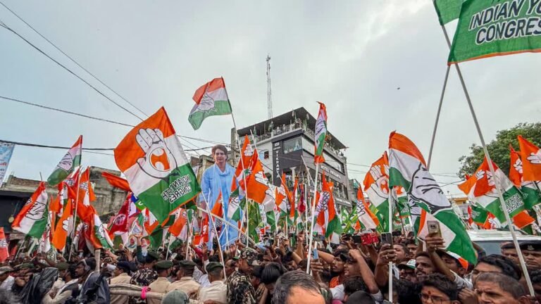 कांग्रेस की हुंकार रैली आज LIVE : ‘महाराष्‍ट्र और हरियाणा में वोट चोरी की सरकार’, कांग्रेस अध्‍यक्ष मल्लिकार्जुन खरगे ने साधा भाजपा पर निशाना